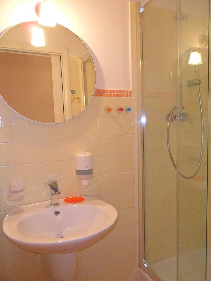 B&B Il Giullare Сульмона Экстерьер фото