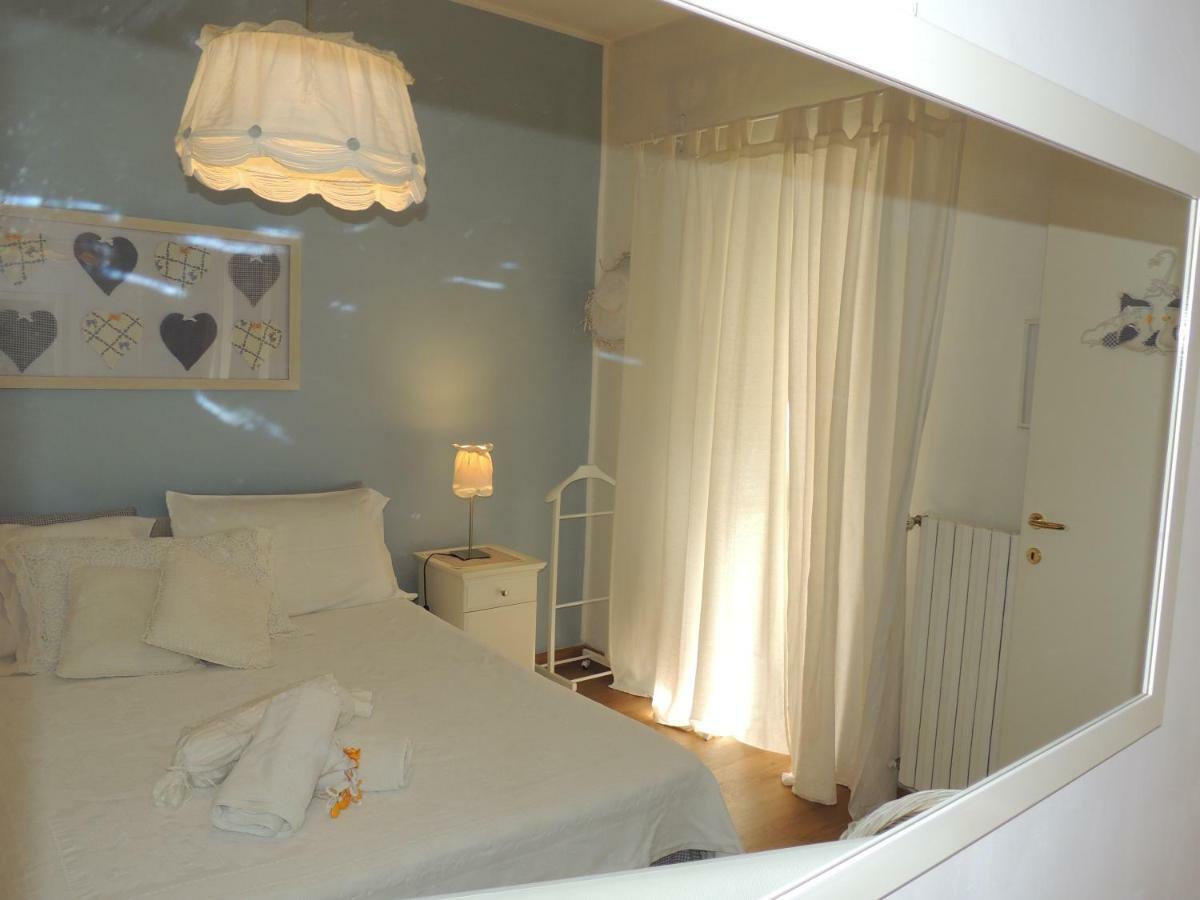 B&B Il Giullare Сульмона Экстерьер фото